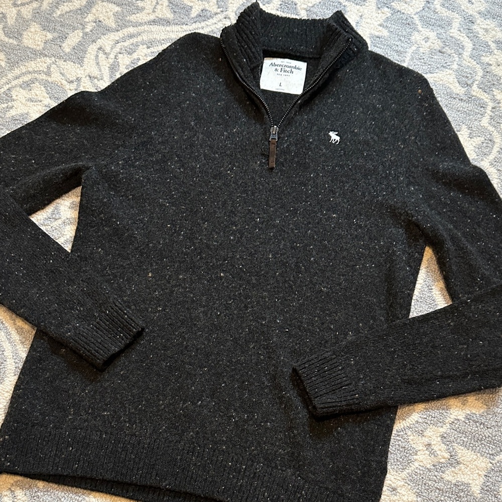 Men’s Abercrombie & Fitch wool half zip!